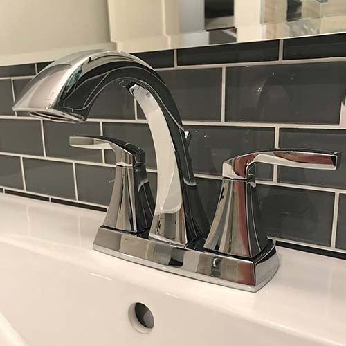 Victoria 2-Handle Centerset Bathroom Faucet by VISENTIN