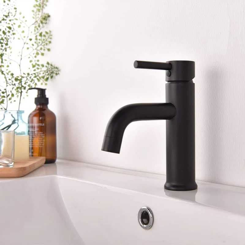 ELEGANTE Single Hole Bathroom Faucet-F11104 - Golzar Home