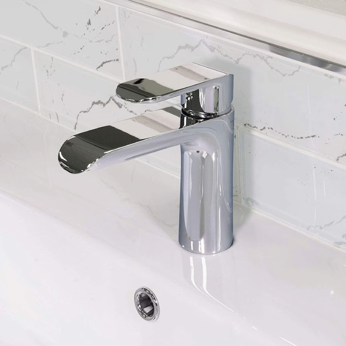 Single Hole Bathroom Faucet VS16431 - Golzar Home